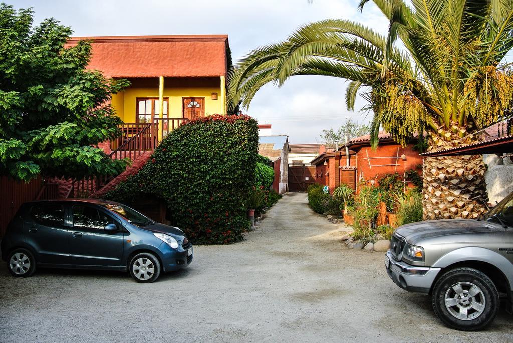 Hostal El Punto Hostel La Serena Exterior photo